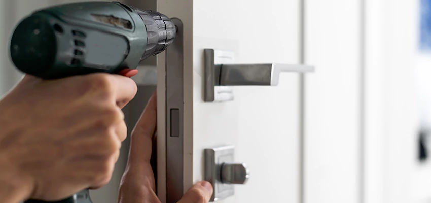 Locksmith For Lock Replacement Near Me in Arden-Arcade, CA