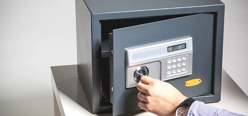 Jewelry Safe Unlocking Service in Arden-Arcade, California