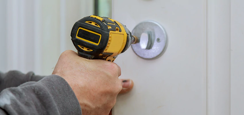 Street Locksmith For Smart Lock Repair in Arden-Arcade, CA
